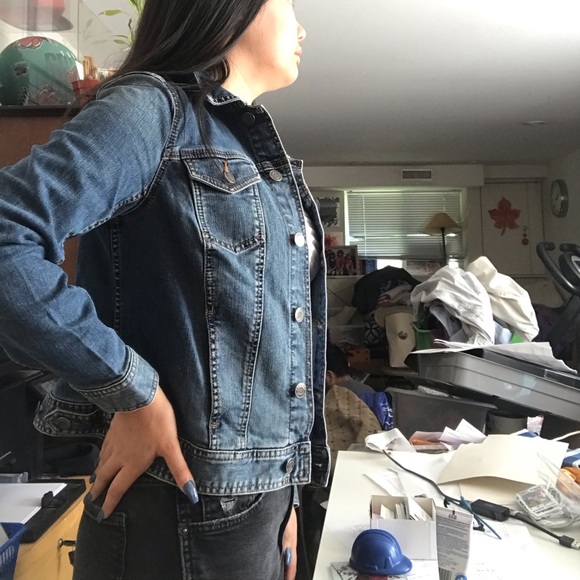 Jean jacket - Picture 3 of 4